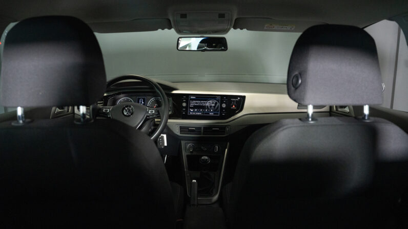 
								Volkswagen Polo 1.0 TSI Highline 1e Eig | Adaptive Cruise | NAP | Carplay | Navi full									