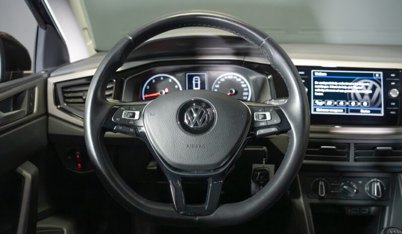 
								Volkswagen Polo 1.0 TSI Highline 1e Eig | Adaptive Cruise | NAP | Carplay | Navi full									