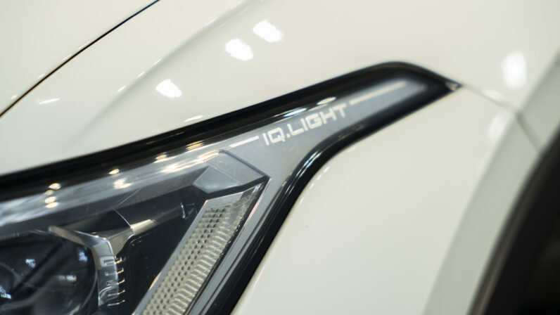 
								Volkswagen Tiguan, 1.5 TSI R-LINE/PANO/CARPLAY/CAMERA/KEYLESS full									