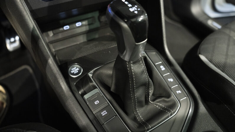 
								Volkswagen Tiguan, 1.5 TSI R-LINE/PANO/CARPLAY/CAMERA/KEYLESS full									